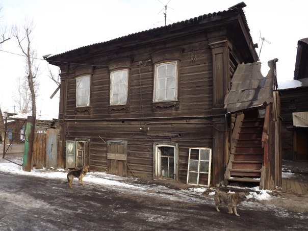 Дом в центре Иркутска. Здесь хранились письма Л.Е. Литвинцевой