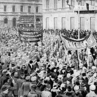 Солдатская демонстрация в Петрограде в феврале 1917. Источник: socialist.memo.ru