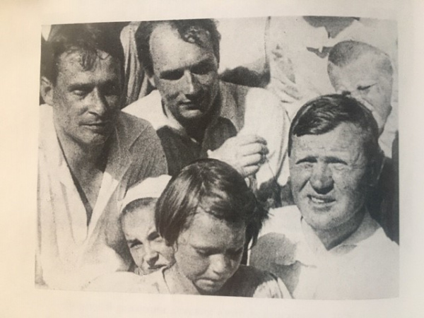 Николай Олейников на встрече с читателями. Кадр из кинохроники. Первая половина 1930-х годов Фото из книги «Николай Олейников. Стихотворения»